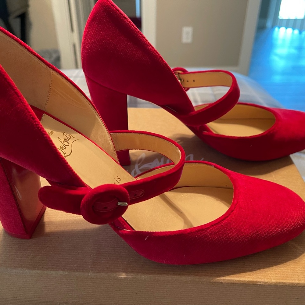 Red Christian Louboutions size 40